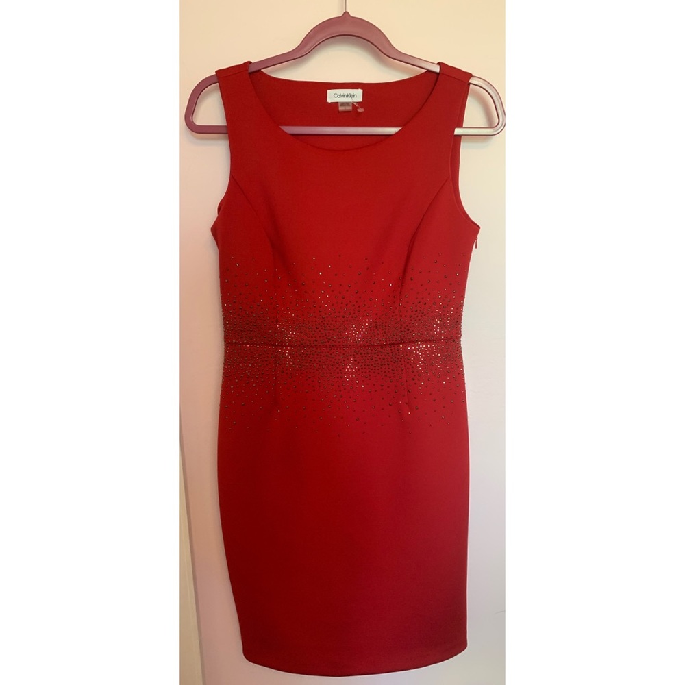 (Size 8)  🦋 NWT Calvin Klein Red Glitter Dress